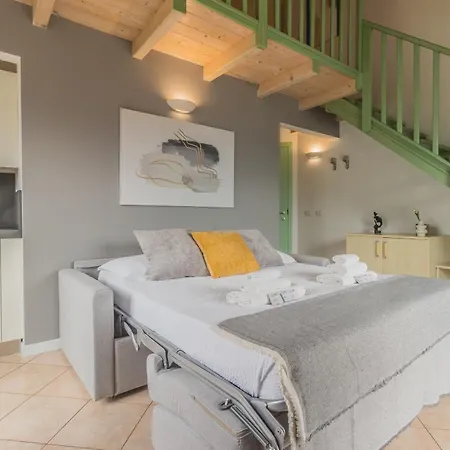 Brezza Del Lario Monolocale Con Soppalco Vista Dervio