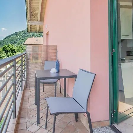 Brezza Del Lario Monolocale Con Soppalco Vista Dervio