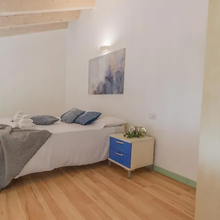 Brezza Del Lario Monolocale Con Soppalco Vista