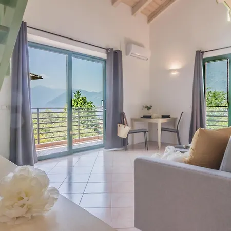 Апартаменты Brezza Del Lario Monolocale Con Soppalco Vista 19-20-26-27 *