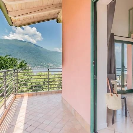 Brezza Del Lario Monolocale Con Soppalco Vista