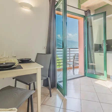 Brezza Del Lario Monolocale Con Soppalco Vista Dervio