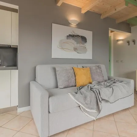 Brezza Del Lario Monolocale Con Soppalco Vista 19-20-26-27 Apartman Dervio